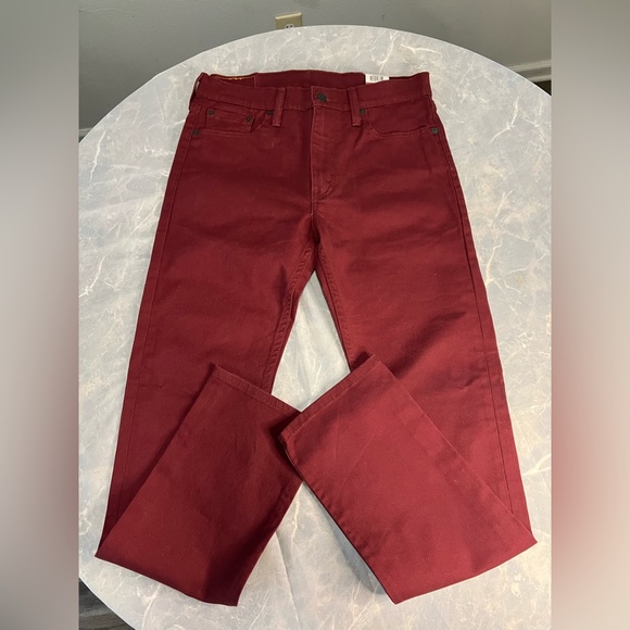 Men’s Levi's Deep Red Denim Pants - Picture 3 of 3